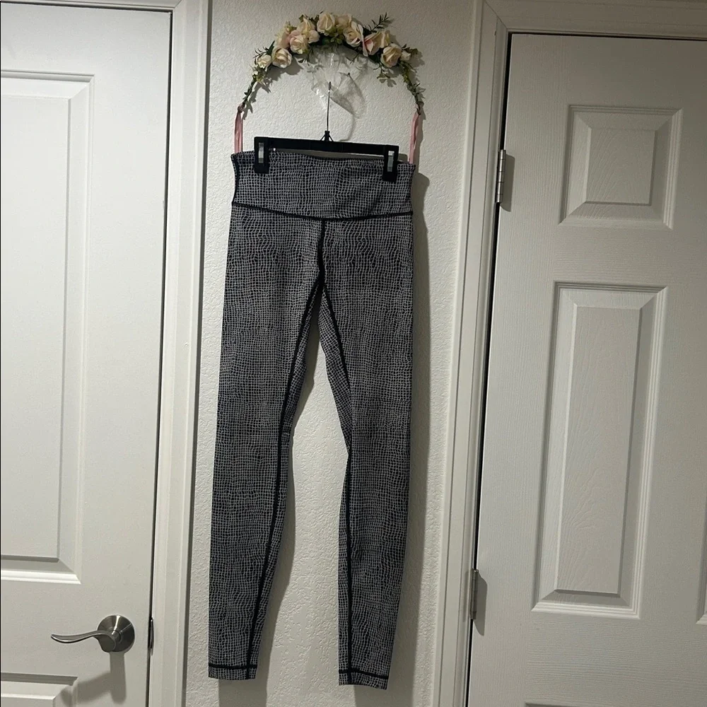 Lululemon Wunder Under Pant III